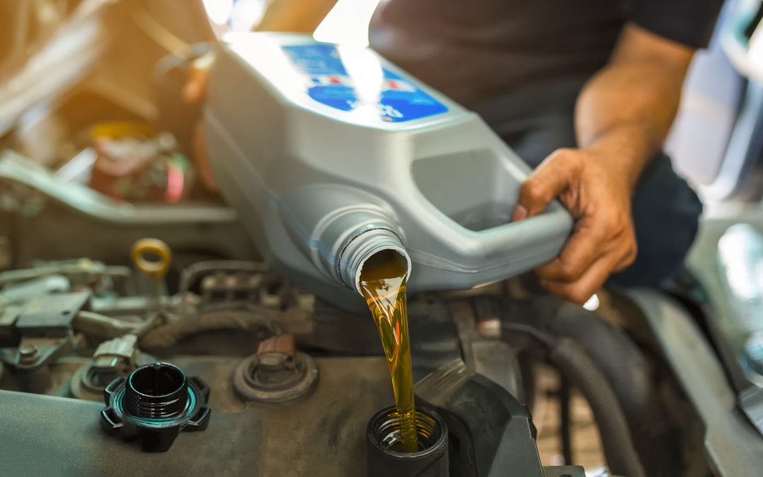Kedy vymeniť motorový olej? Základné pravidlá, ktoré by ste mali poznať