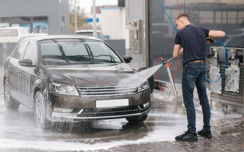 Dôkladné umytie auta - Umývanie karosérie a podvozku